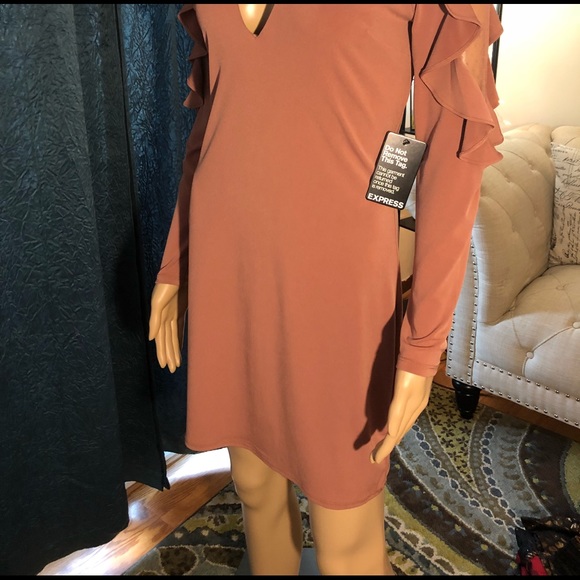 Dress - Picture 2 of 3